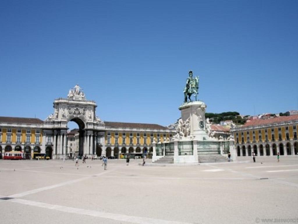 Arsenal Apartment Lisbon Bagian luar foto